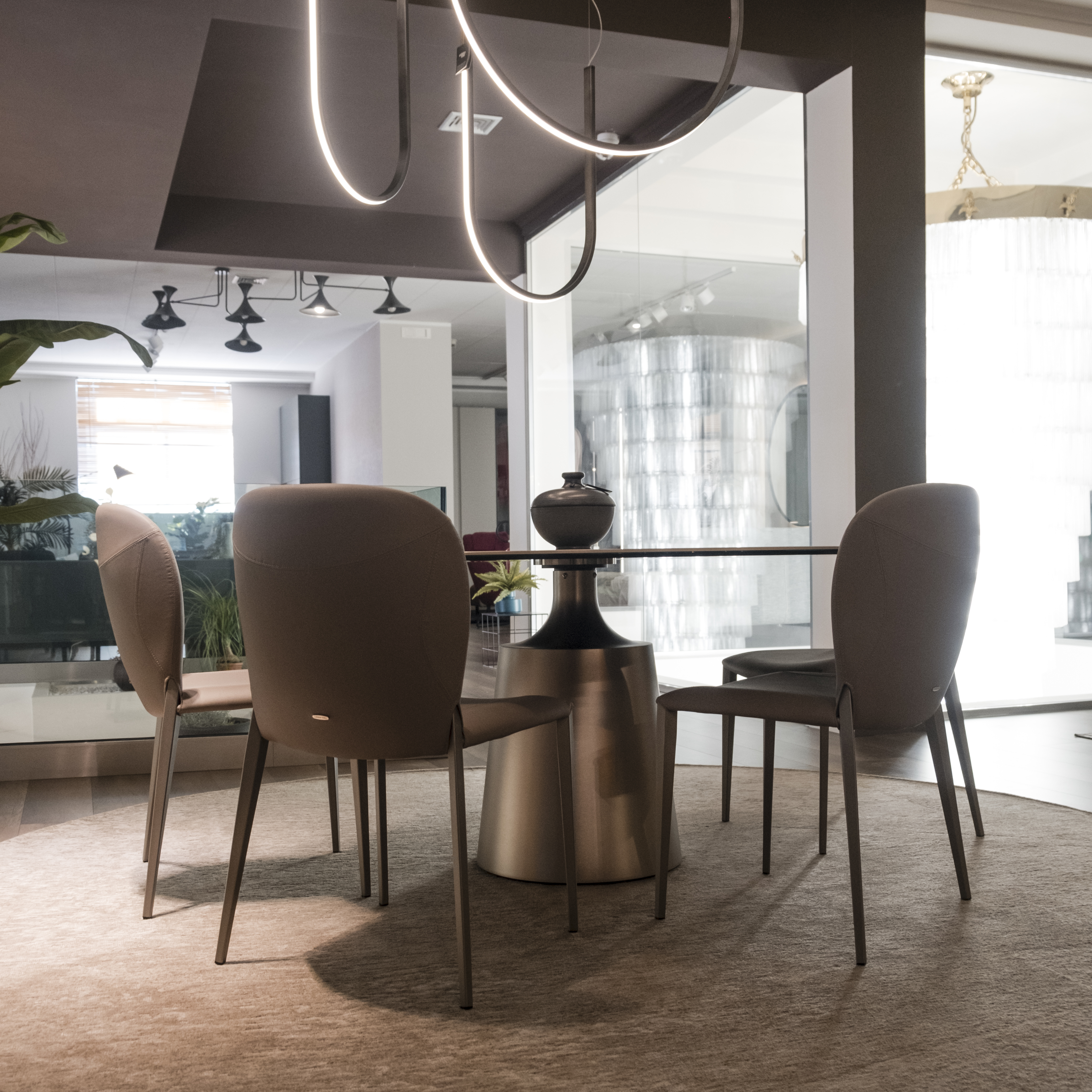 Showroom Cattelan 28